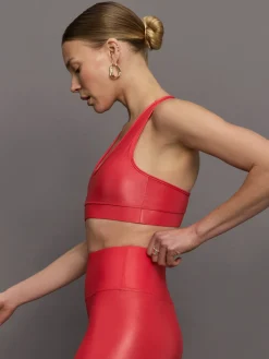 Action Bra 2.0 in Takara Shine