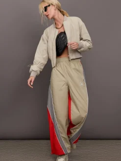 aSMC SW Bomber Crop