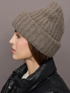 Beatris Beanie