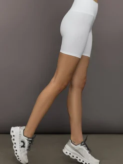 Biker Short in Ribbed Melt