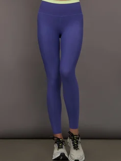 Contrast Waistband Legging in Melt