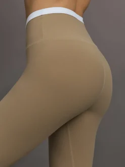 Contrast Waistband Legging in Melt