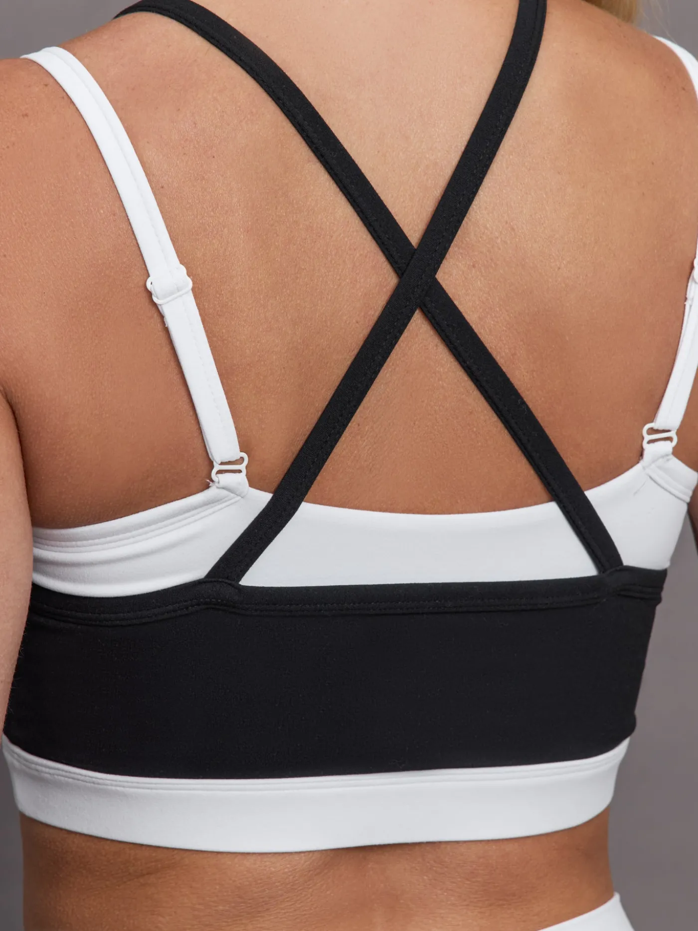 Double Layered Contrast Bra in Melt