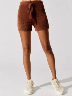 Eyelash Lounge Short