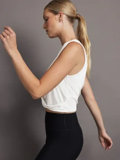 Front Twist Tank
