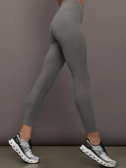 High Rise Legging in Ribbed Melt