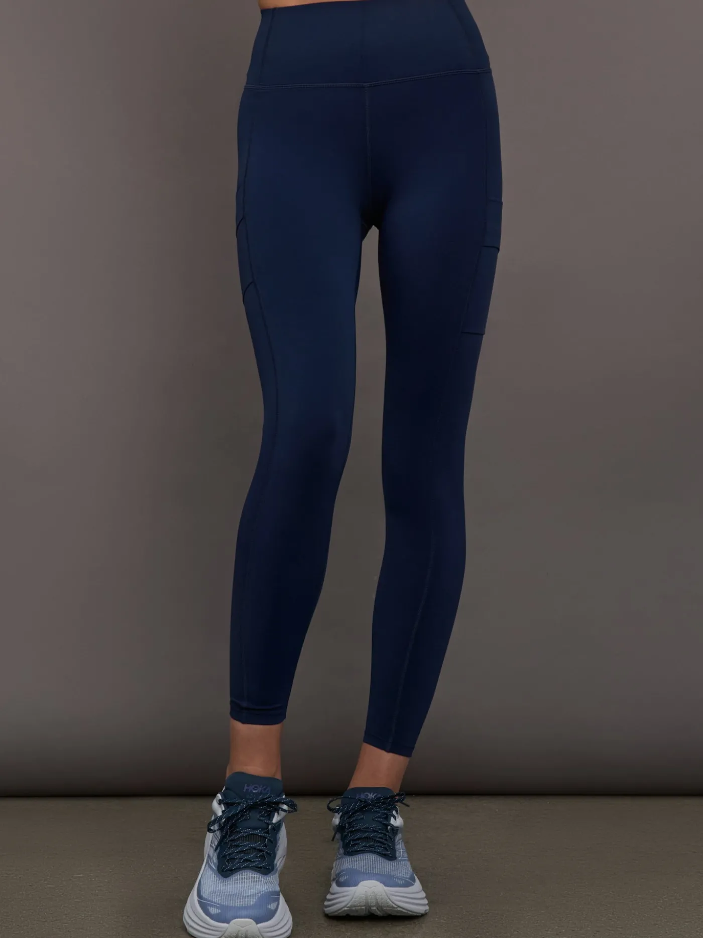 High Rise Pocket Legging in Diamond Compression