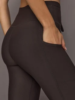 High Rise Sport Pocket Legging in Melt