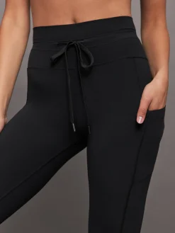 High Rise Sport Pocket Legging in Melt