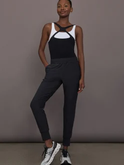 Jogger in Soft Luxe