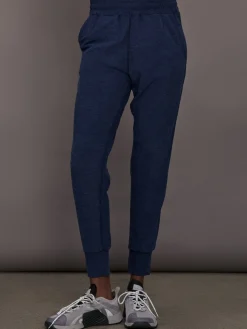 Jogger in Soft Luxe