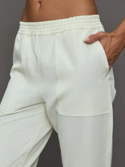 Mansi Paxton Pant