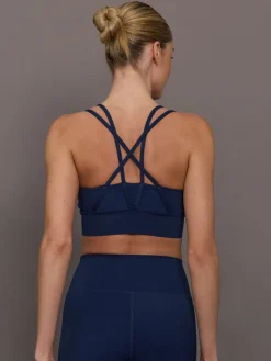 Multi Strap Active Bra in Diamond Compression