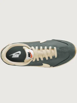 Nike Pacific