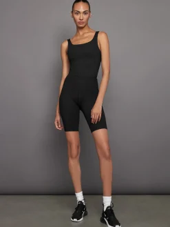 Ribbed Tank