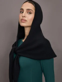 Rina Hooded Scarf
