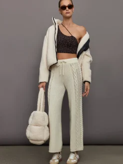 Silvia Pant
