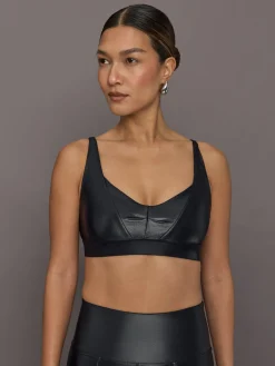 Soft Sculpt Sports Bra in Takara Shine
