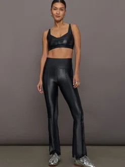 Soft Sculpt Sports Bra in Takara Shine