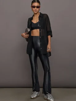 Soft Sculpt Sports Bra in Takara Shine