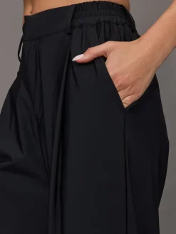 Stretch Woven Pant