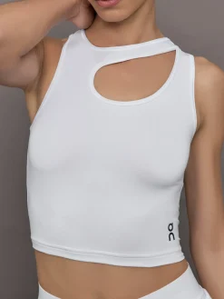 Studio Cut-Out Crop