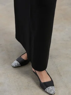 Tia w/ Crystals