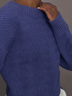 Twist Pullover