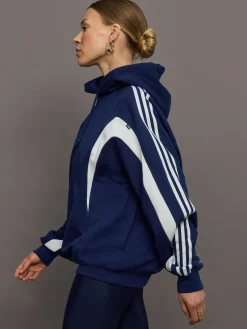 U Cutline Hoodie