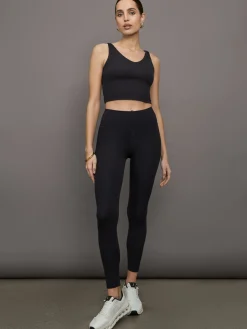 V-Neck Tank in Ribbed Melt