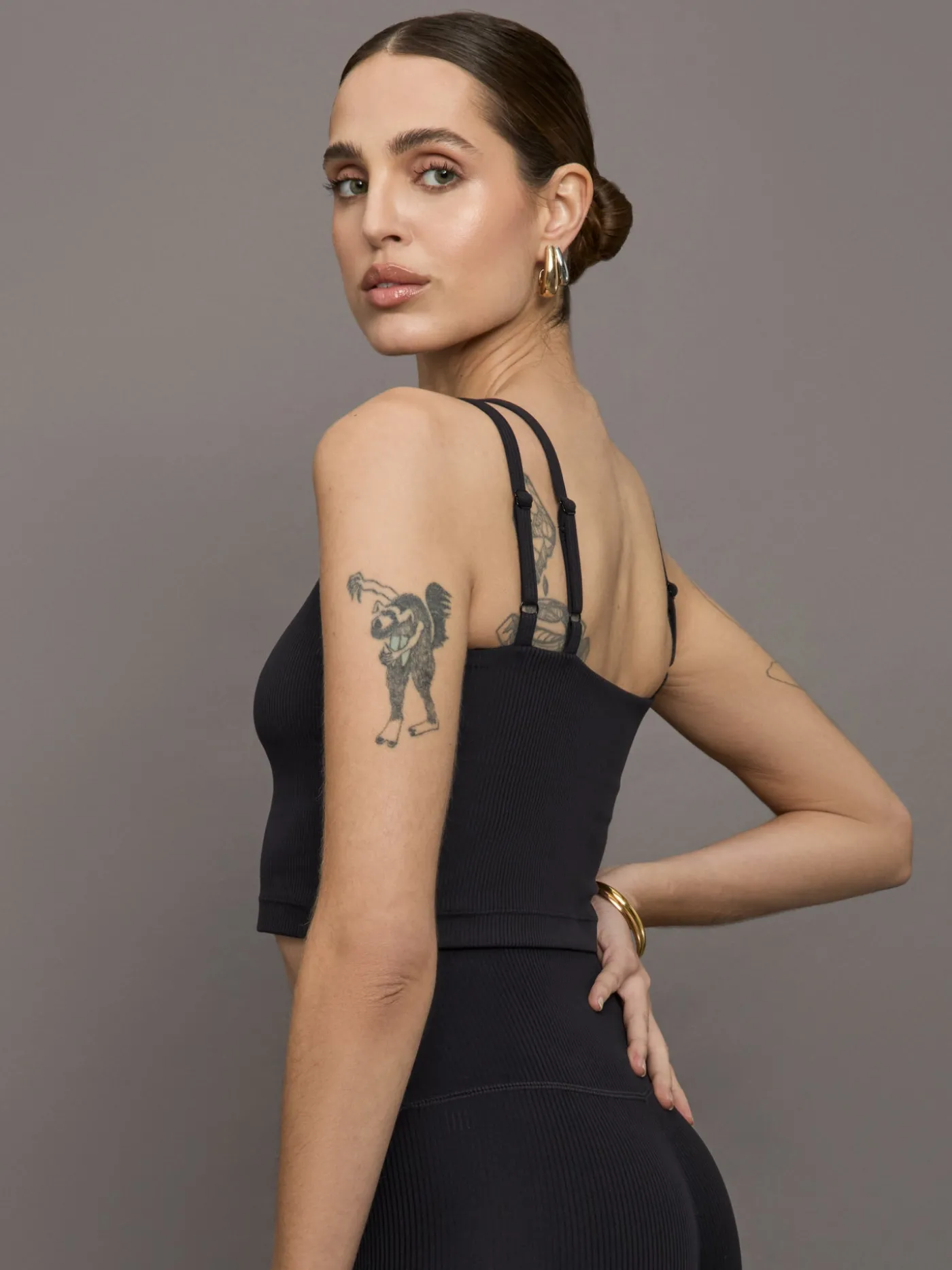 V-Neck Tank in Ribbed Melt