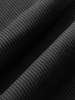 V-Neck Tank in Ribbed Melt