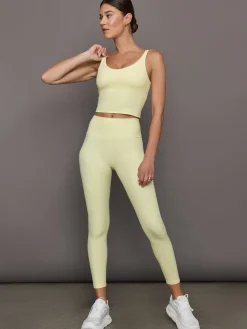 V-Neck Tank in Ribbed Melt