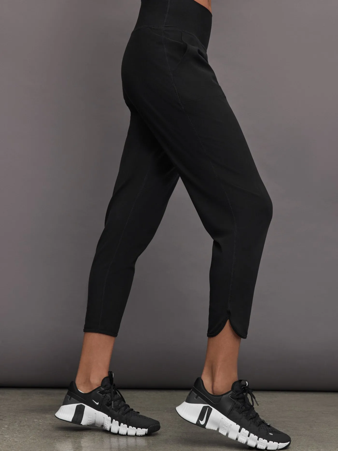 Wide Scoop Bra Tank & Jogger in Melt Bundle